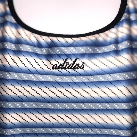 🌟 Adidas Racerback - Picture 3 of 7